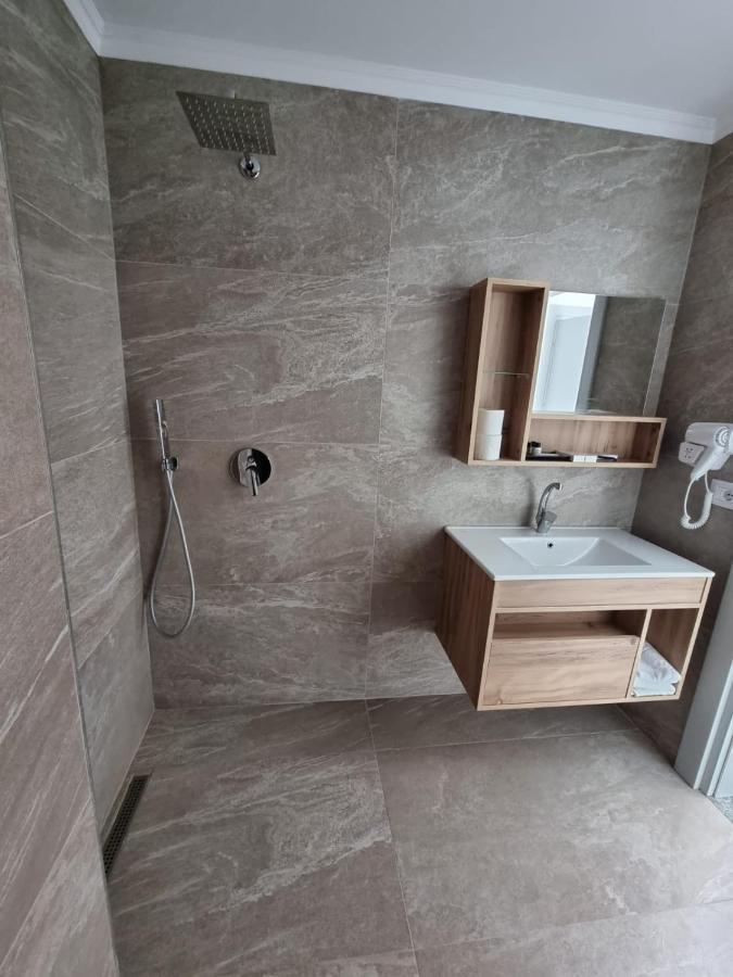 Resort Zerja And Spa Peshkopi ภายนอก รูปภาพ